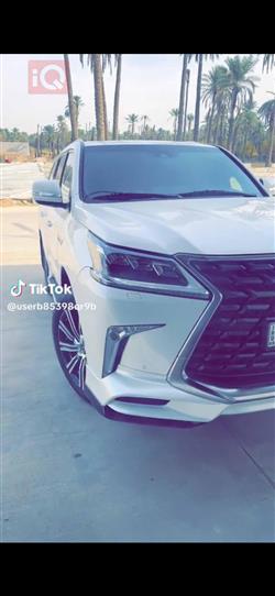 Lexus LX